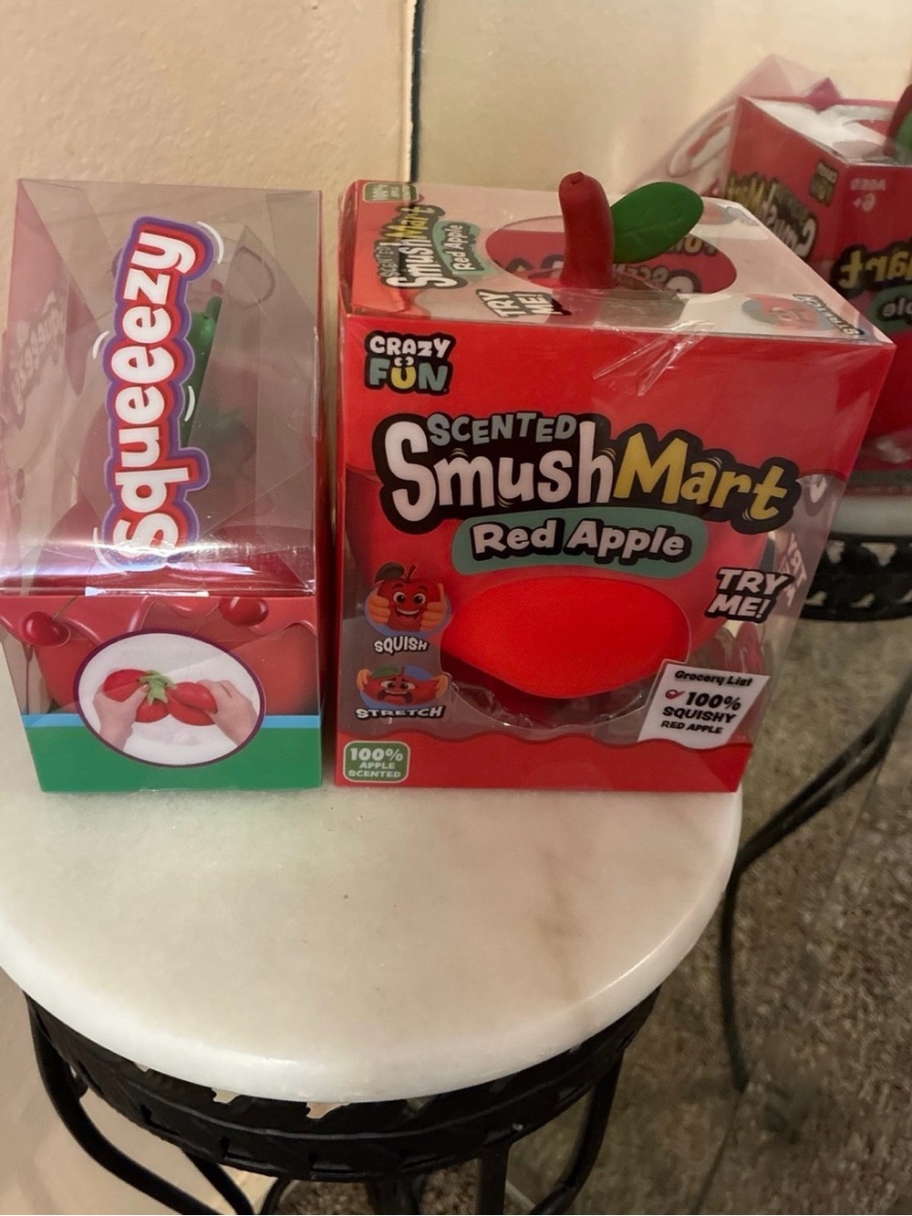 SmushMart Scented Red Apple & Squeeezy Cherry combo - Picture 3 of 4